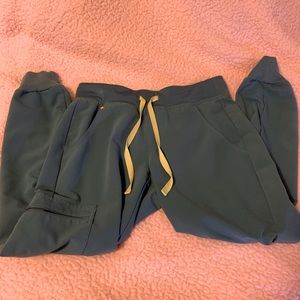 Xsp figs joggers in color marine